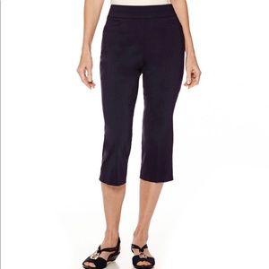 Briggs comfort stretch tummy control 21” Capri